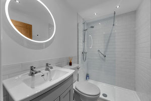 Photo 35- click for photo gallery